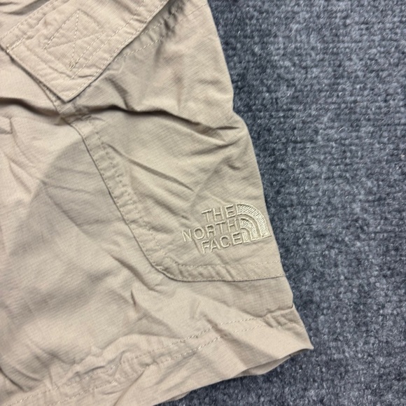 THE NORTH FACE Mens Camel Tan Cargo Shorts size: 30 - Picture 4 of 10
